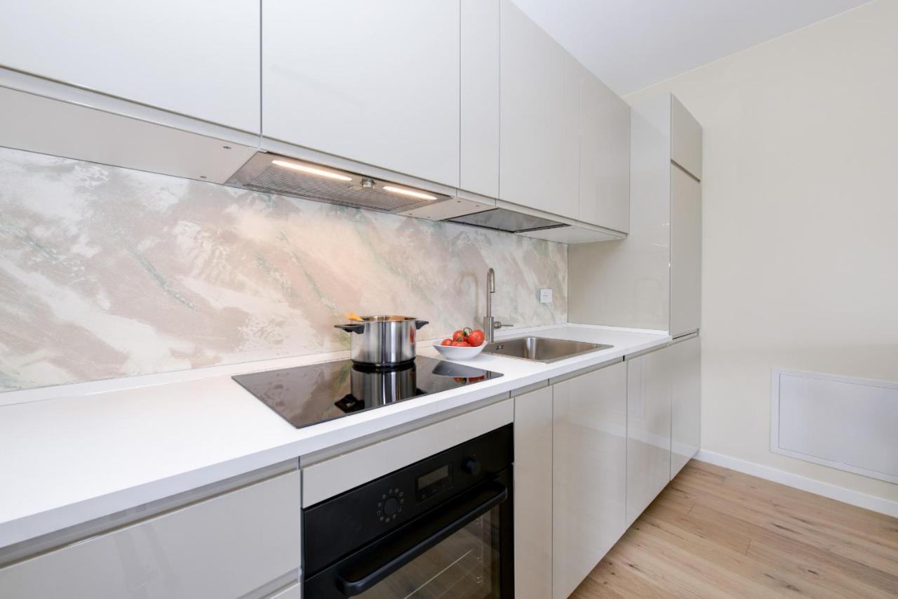 Opalia Residence - Garda Lake Lifestyle Apartment Пескиера дел Гарда Екстериор снимка