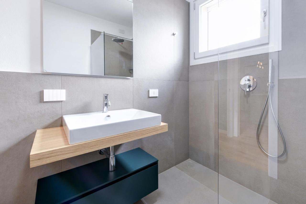 Opalia Residence - Garda Lake Lifestyle Apartment Пескиера дел Гарда Екстериор снимка