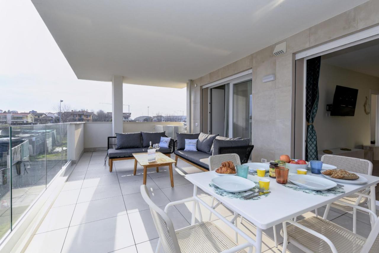 Opalia Residence - Garda Lake Lifestyle Apartment Пескиера дел Гарда Екстериор снимка