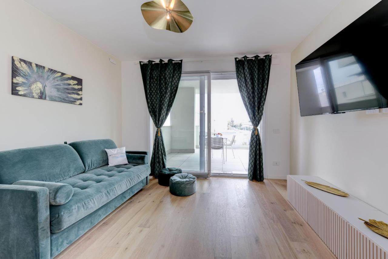 Opalia Residence - Garda Lake Lifestyle Apartment Пескиера дел Гарда Екстериор снимка