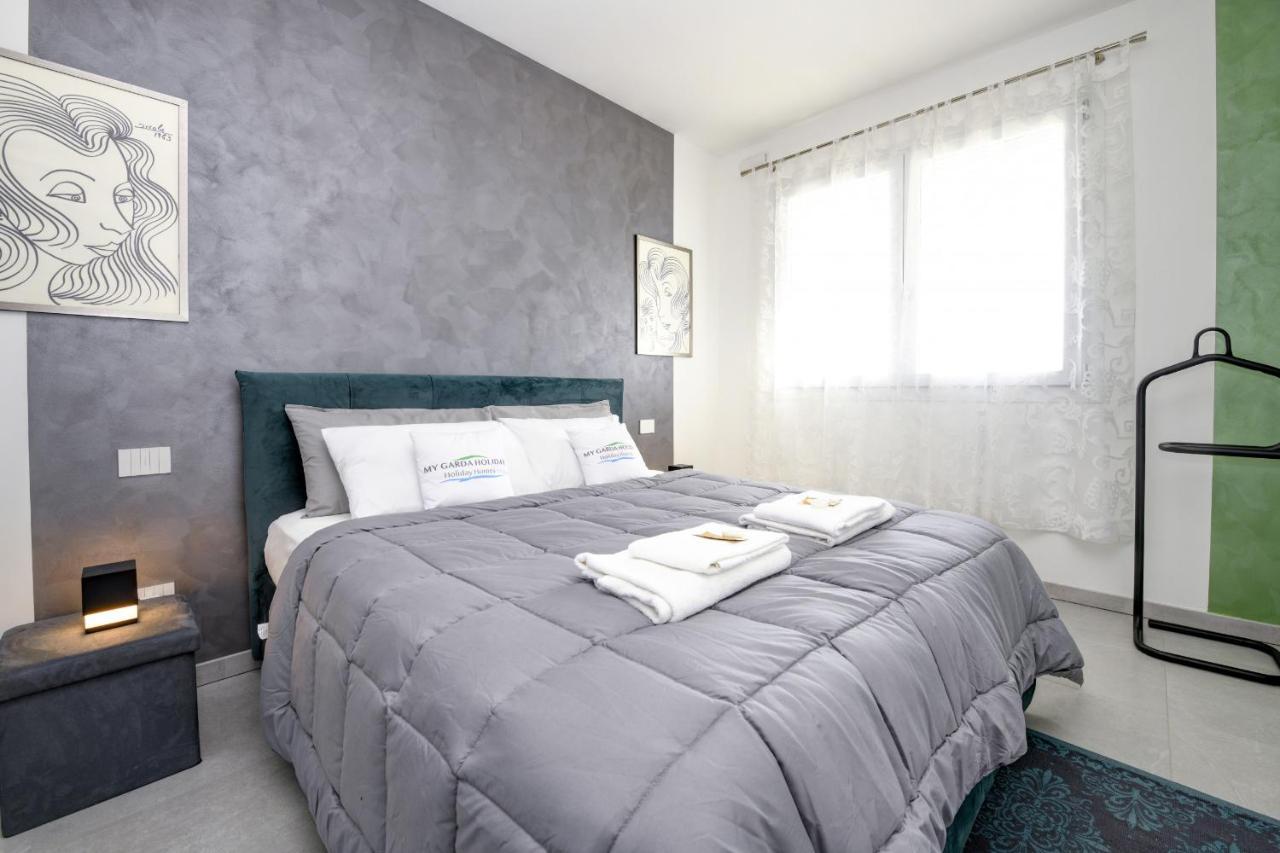 Opalia Residence - Garda Lake Lifestyle Apartment Пескиера дел Гарда Екстериор снимка
