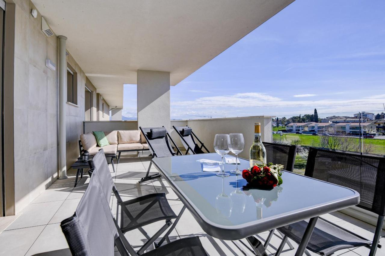 Opalia Residence - Garda Lake Lifestyle Apartment Пескиера дел Гарда Екстериор снимка